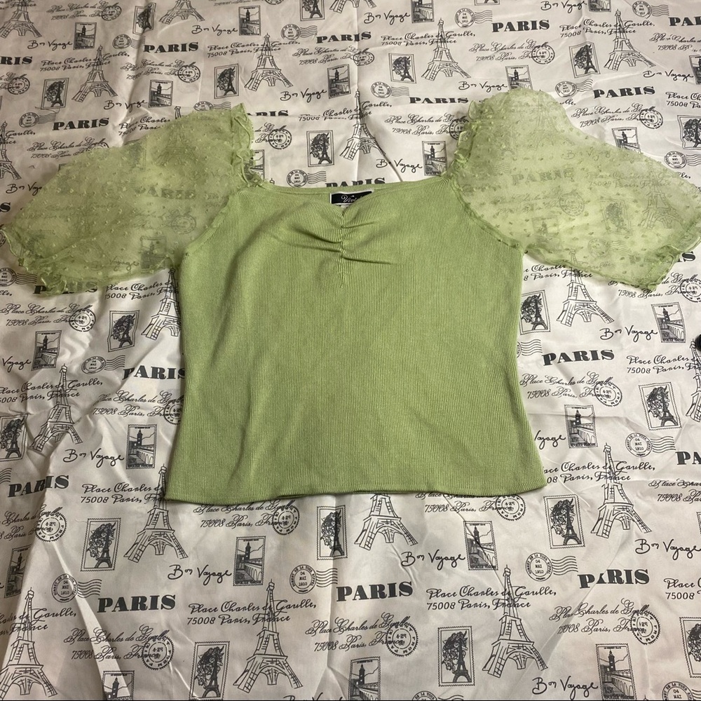 Blusa color pistache juniors talla M